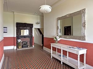 Photo 17- click for photo gallery